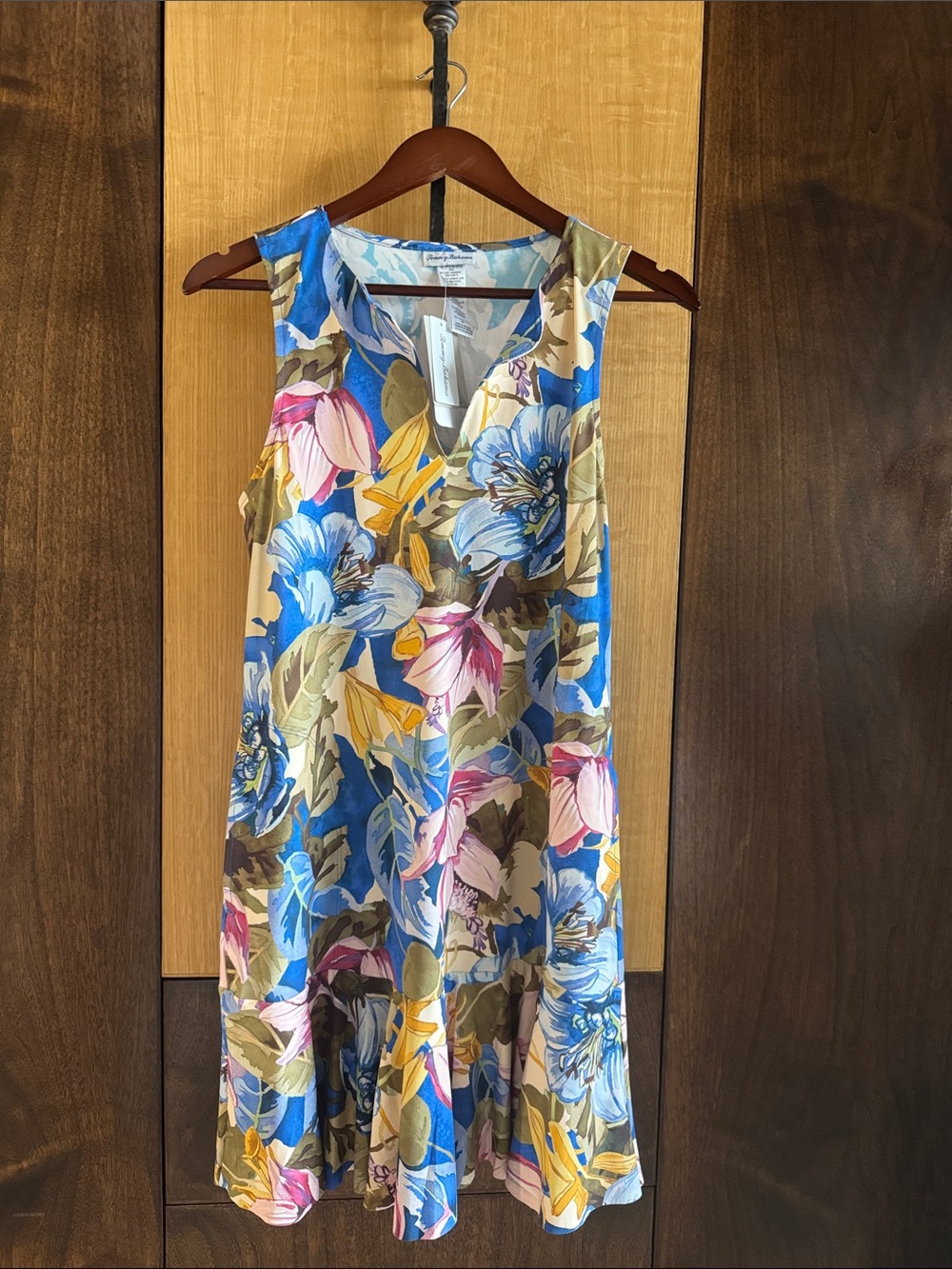 Tommy Bahama Blue Floral Sleeveless V-Neck dress. current NWT